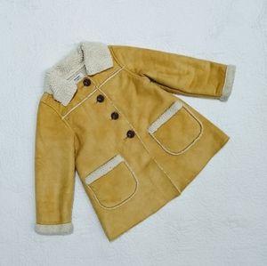 Old Navy cream peacoat. Size 3t